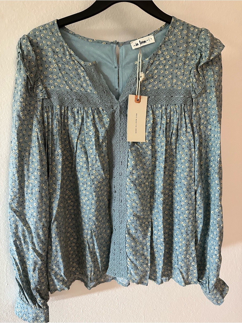 In loom blouse long sleeve small Celeste floral, embroidered decoration
